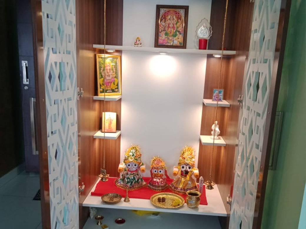 A deep understanding of Vastu principles is ingrained in the work of the best pooja room interior designers in Hyderabad.